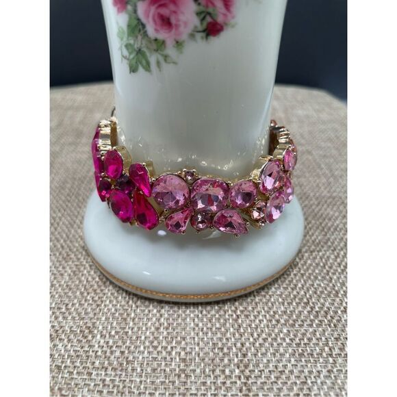 Women's Austrian Crystal Teardrop 2 Layer Marquise Cut Stretch Bracelet - Picture 3 of 9